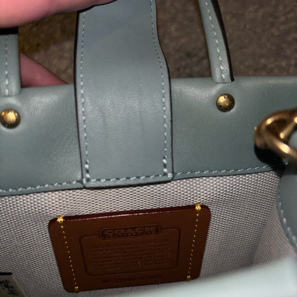 Coach Mini Tote—NEW. - Picture 5 of 7